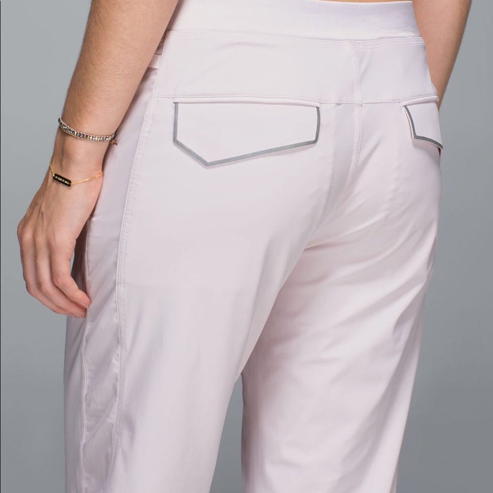 Lululemon rise and shine trouser